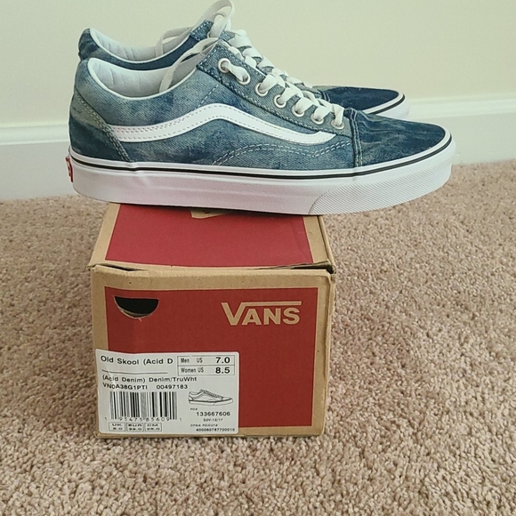 Shoes - Picture 5 of 5